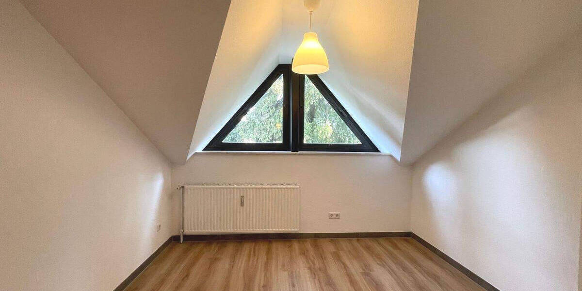 Etagenwohnung Saarbrücken Alt-Saarbrücken - 3 Zimmer, 94 m&sup2;, 970&euro; | Angebot:26388800