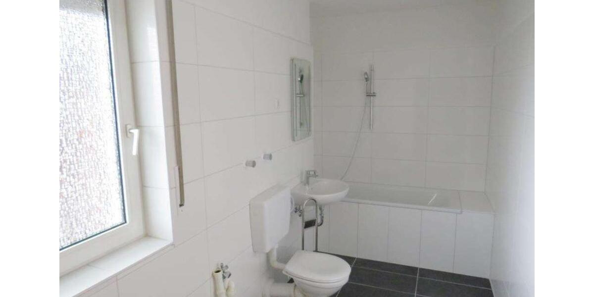 Etagenwohnung Gelsenkirchen - 3 Zimmer, 80 m&sup2;, 535&euro; | Angebot:26154886