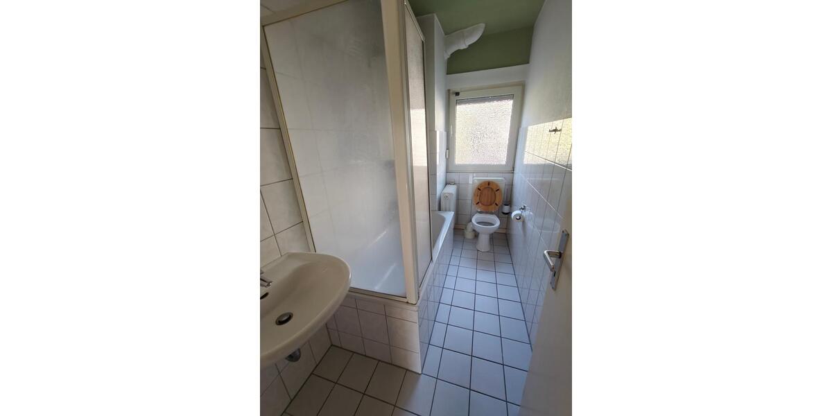 Erdgeschoßwohnung Gelsenkirchen Gelsenkirchen-Nord - 2 Zimmer, 61 m&sup2;, 449&euro; | Angebot:26548396