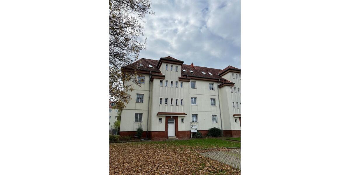 Dachgeschoßwohnung Aschersleben - 3 Zimmer, 64 m&sup2;, 415&euro; | Angebot:25251275