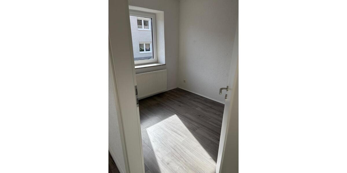 Erdgeschoßwohnung Beckingen - 3 Zimmer, 70 m&sup2;, 580&euro; | Angebot:26039883