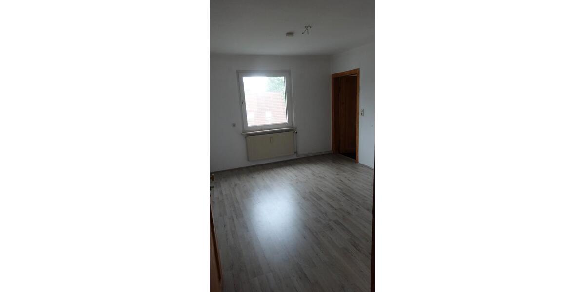 Etagenwohnung Hardegsen - 4 Zimmer, 87 m&sup2;, 400&euro; | Angebot:26236419