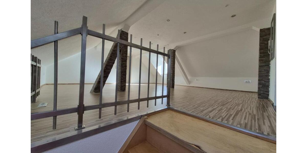 Dachgeschoßwohnung Nennslingen - 2 Zimmer, 85 m&sup2;, 650&euro; | Angebot:25056938