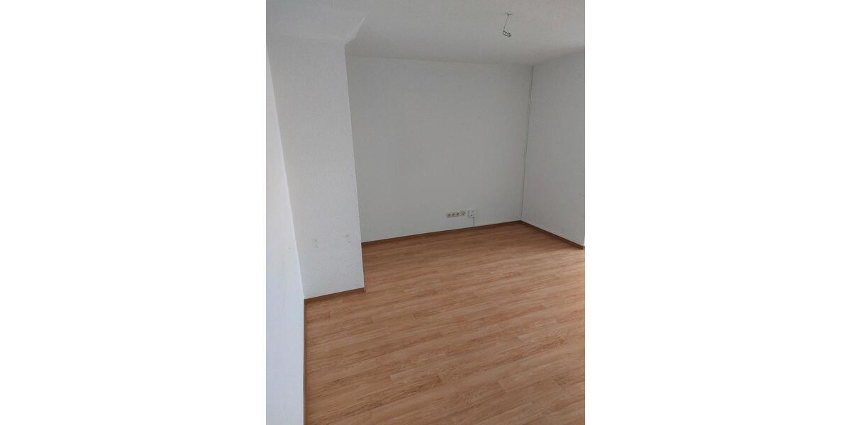 Dachgeschoßwohnung Bautzen - 2 Zimmer, 72 m&sup2;, 358&euro; | Angebot:25964140