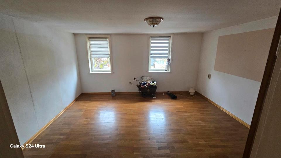 Etagenwohnung Ellrich - 2 Zimmer, 80 m&sup2;, 450&euro; | Angebot:26246666