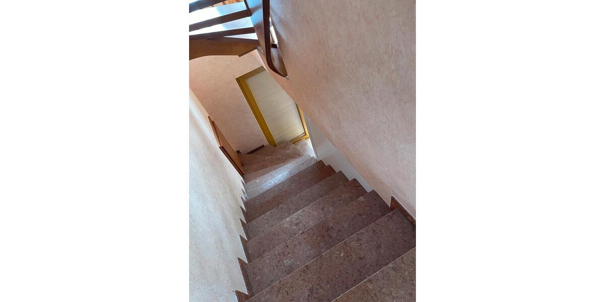 Dachgeschoßwohnung Meppen - 5 Zimmer, 160 m&sup2;, 1.450&euro; | Angebot:25302991