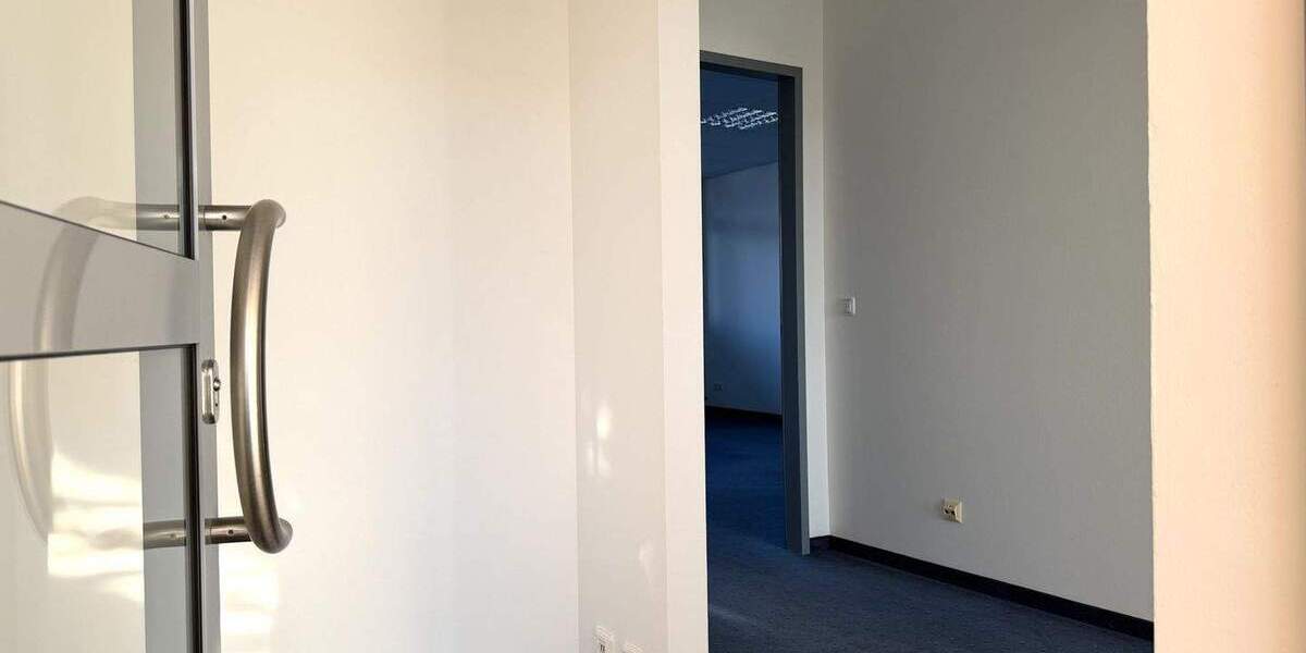 Gewerbeobjekt Krailling - 3 Zimmer, 93 m&sup2;, 1.025&euro; | Angebot:25799007