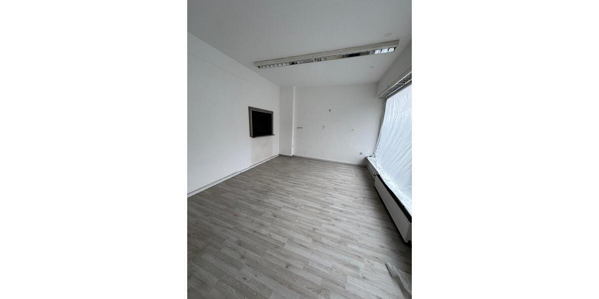Gewerbeobjekt Duisburg Essenberg - 420&euro; | Angebot:24850165
