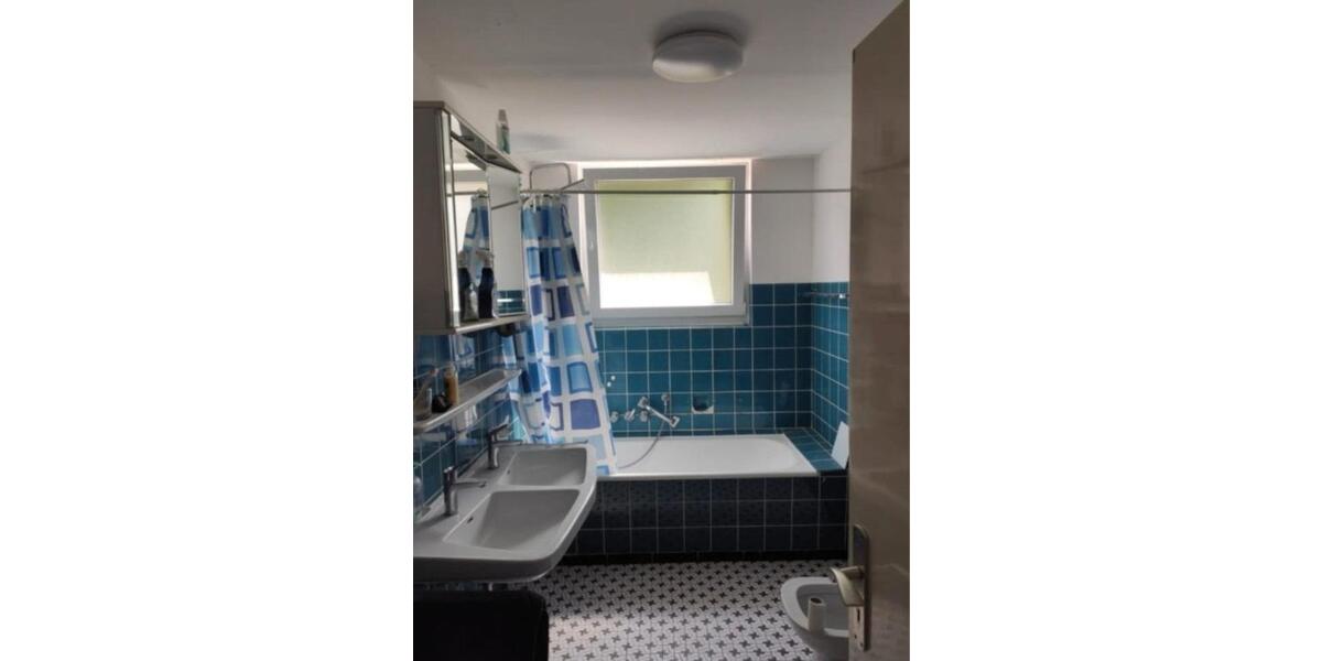 Wohnen auf Zeit Landau in der Pfalz - 5 Zimmer, 16 m&sup2;, 430&euro; | Angebot:26217204
