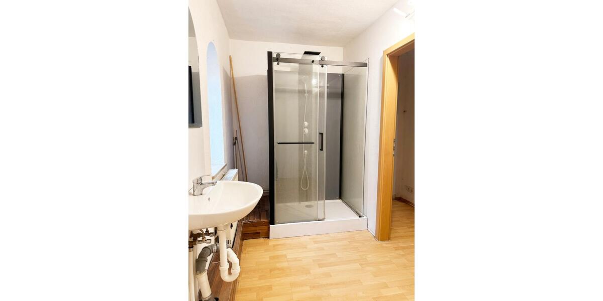 Wohnen auf Zeit Hallbergmoos - 5 Zimmer, 125 m&sup2;, 12&euro; | Angebot:26492701