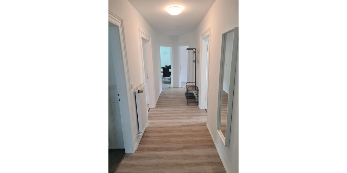 Wohnen auf Zeit Plettenberg - 4 Zimmer, 100 m&sup2;, 12&euro; | Angebot:24408848