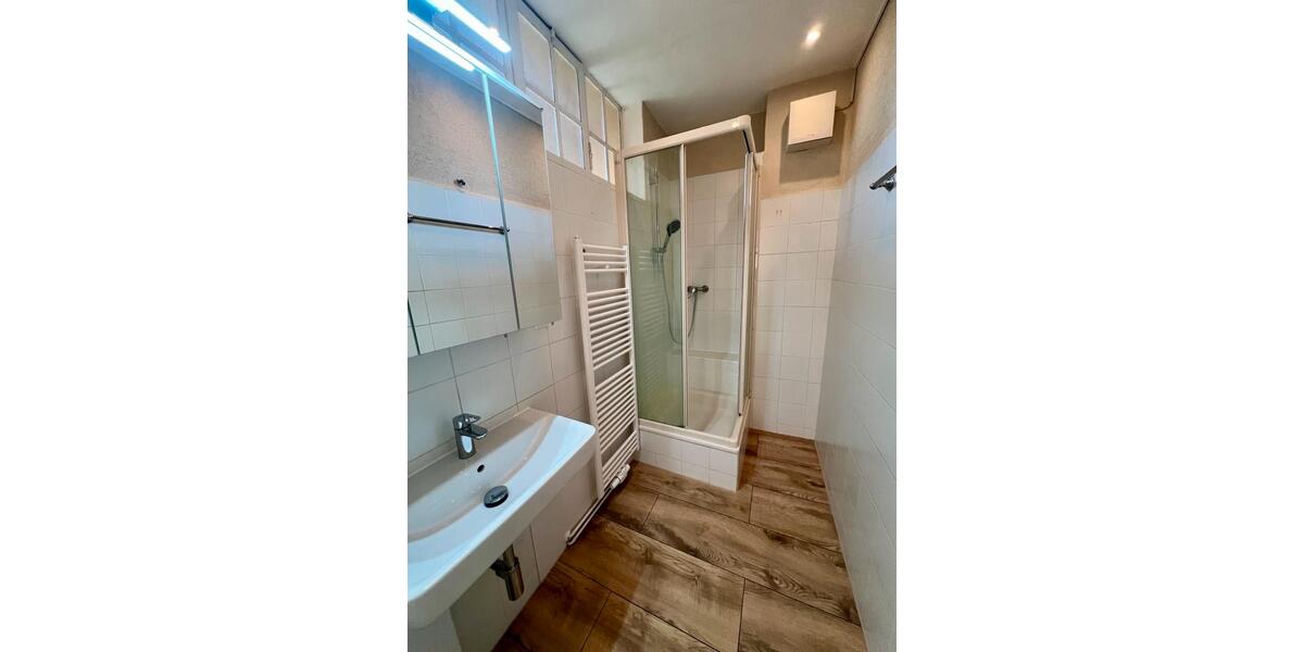 Etagenwohnung Pforzheim Weststadt - 3 Zimmer, 82 m&sup2;, 1.020&euro; | Angebot:26689034