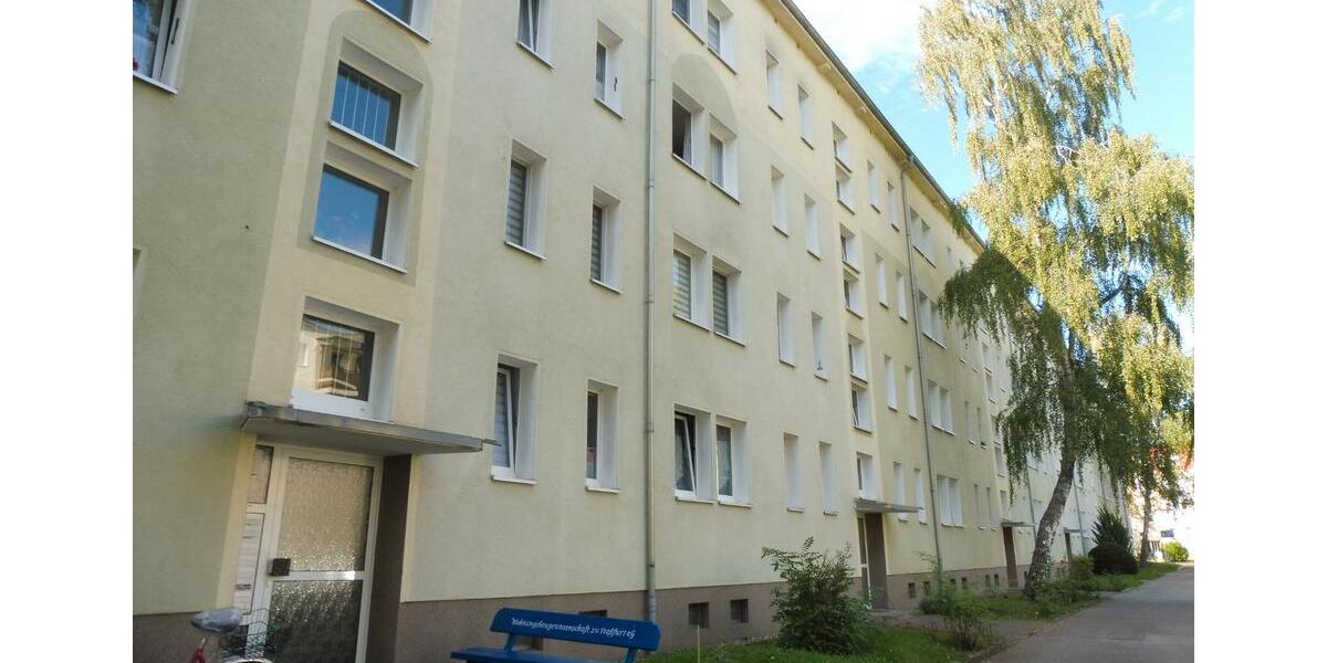 Etagenwohnung Staßfurt - 3 Zimmer, 57 m&sup2;, 320&euro; | Angebot:26157540