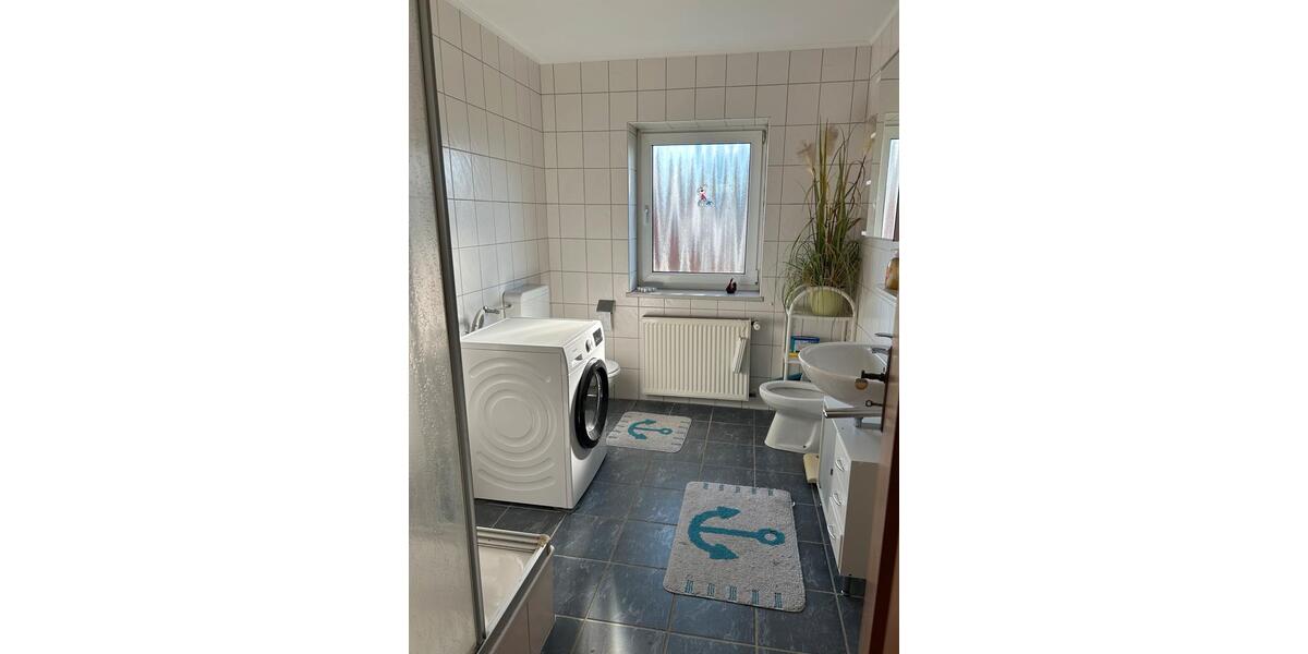 Dachgeschoßwohnung Leer (Ostfriesland) - 3 Zimmer, 50 m&sup2;, 650&euro; | Angebot:26248123