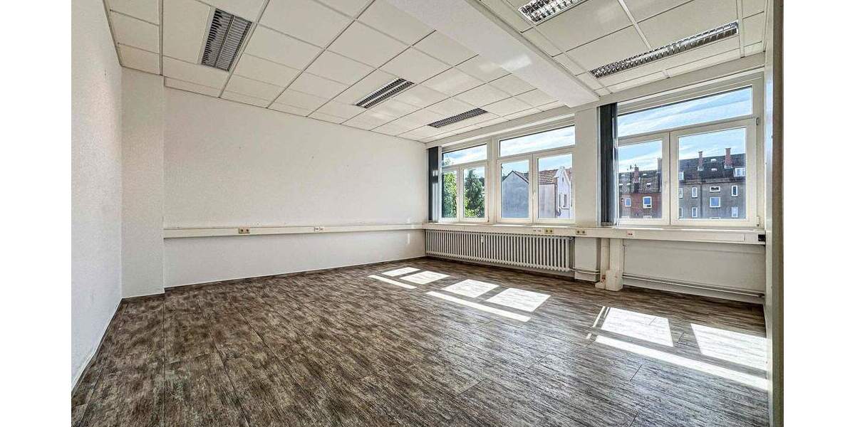 Gewerbeobjekt Kiel Exerzierplatz - 9 Zimmer, 245 m&sup2;, 3.400&euro; | Angebot:25666595