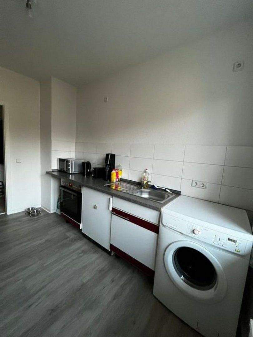 Helle und Moderne 2-Zimmer Wohnung mit Balkon in Dresden Mickten 2 zimmer