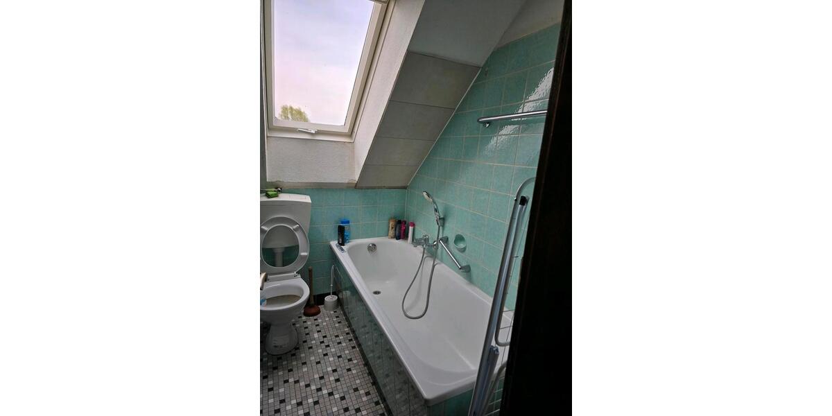 Dachgeschoßwohnung Bad Salzuflen Ehrsen-Breden - 1 Zimmer, 33 m&sup2;, 470&euro; | Angebot:26168988