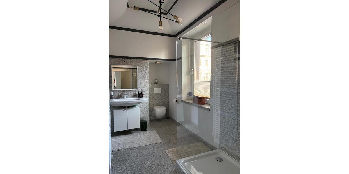 Etagenwohnung Regensburg Brandlberg - 4 Zimmer, 140 m&sup2;, 2.360&euro; | Angebot:26253696