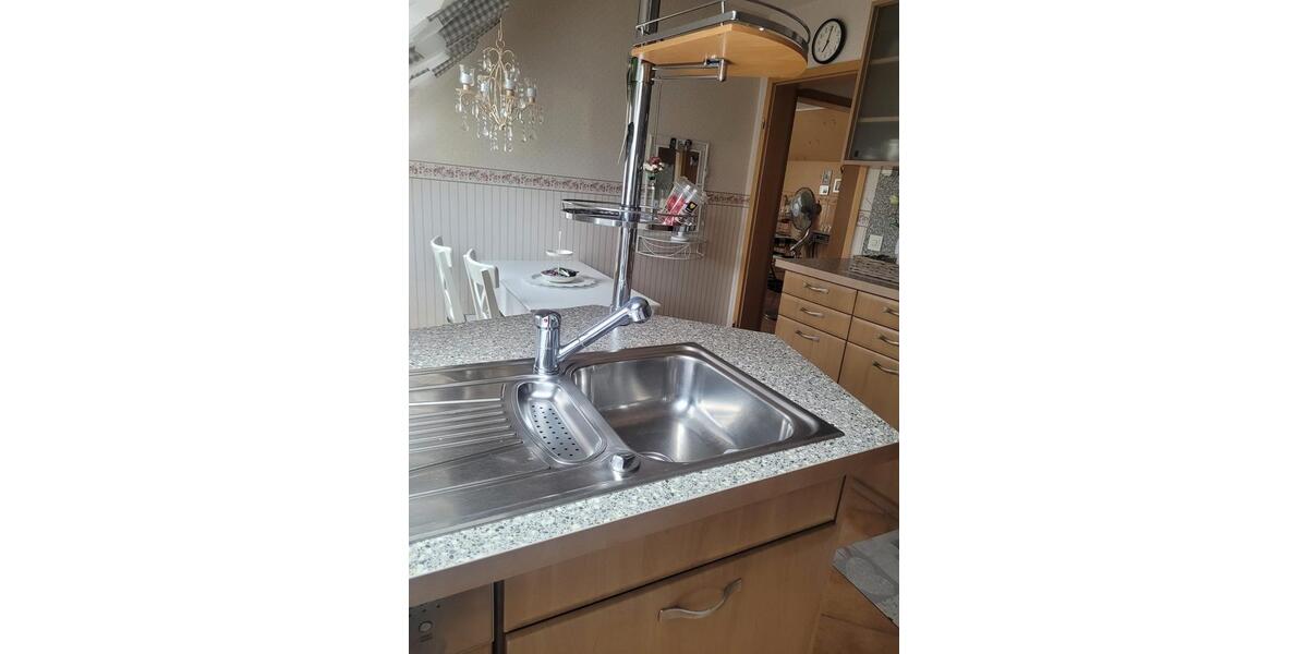 Dachgeschoßwohnung Borken (Hessen) - 2.5 Zimmer, 90 m&sup2;, 650&euro; | Angebot:25988970