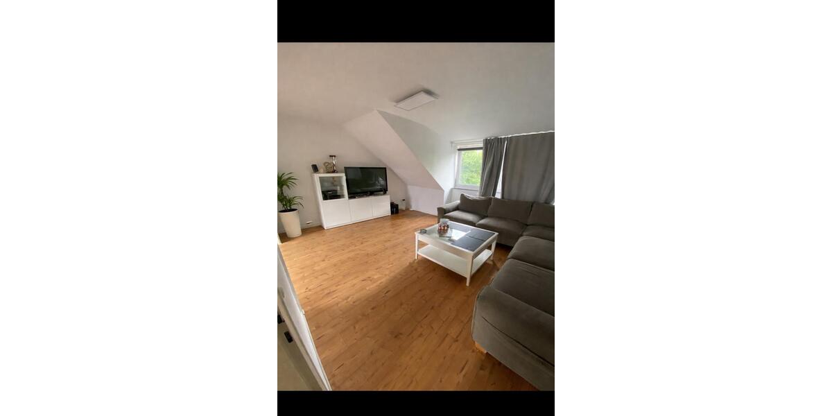 Dachgeschoßwohnung Kiel Wik - 2.5 Zimmer, 68 m&sup2;, 761&euro; | Angebot:25861240