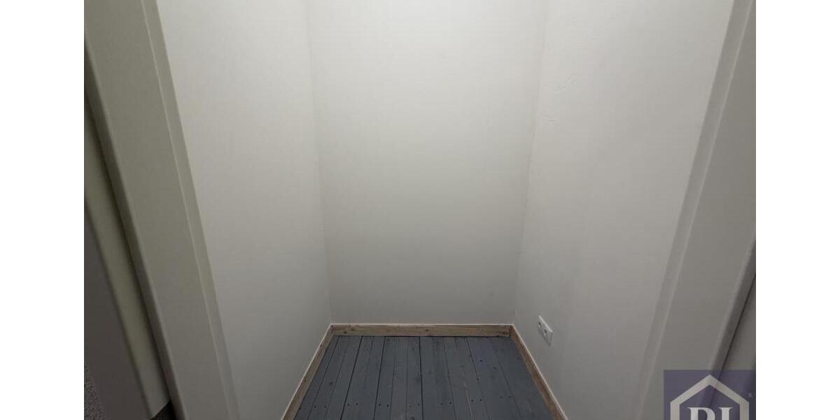Etagenwohnung Kiel - 2.5 Zimmer, 80 m&sup2;, 1.090&euro; | Angebot:26620887