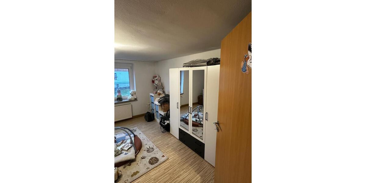 3-Zimmer-Wohnung mit Küche und Bad 3 zimmer