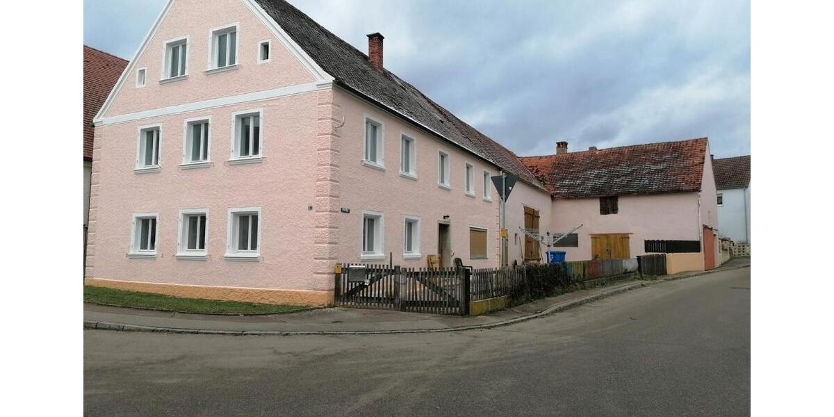 Bauernhaus, Landhaus Oettingen in Bayern - 7 Zimmer, 170 m&sup2;, 650&euro; | Angebot:24512515