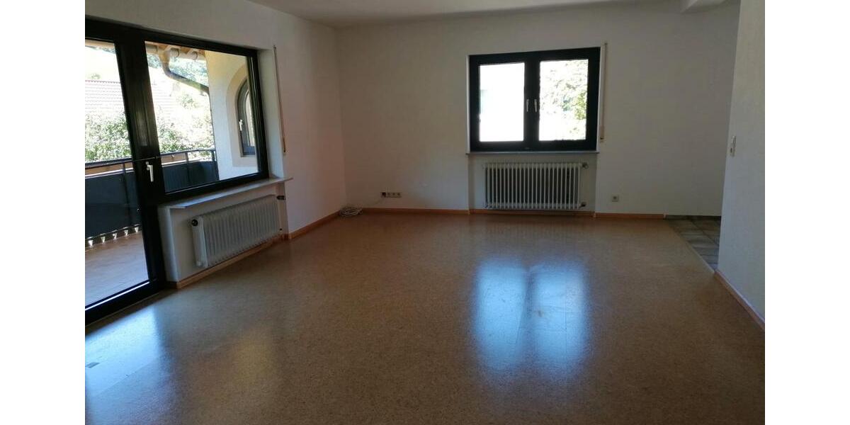 Etagenwohnung Simonswald - 3 Zimmer, 104 m&sup2;, 900&euro; | Angebot:26679219
