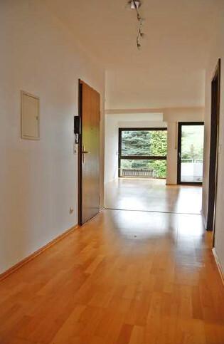 Dachgeschoßwohnung Wachtberg - 2 Zimmer, 74 m&sup2;, 1.050&euro; | Angebot:25144483