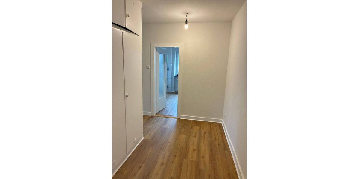 Etagenwohnung Kiel Neumühlen-Dietrichsdorf - 2 Zimmer, 73 m&sup2;, 665&euro; | Angebot:26094702