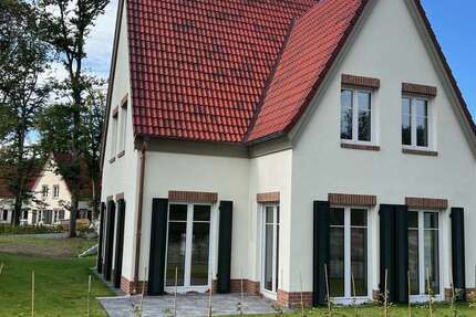 Haus zum Mieten in Beelitz 2.180 € 147.59 m² 5 zimmer