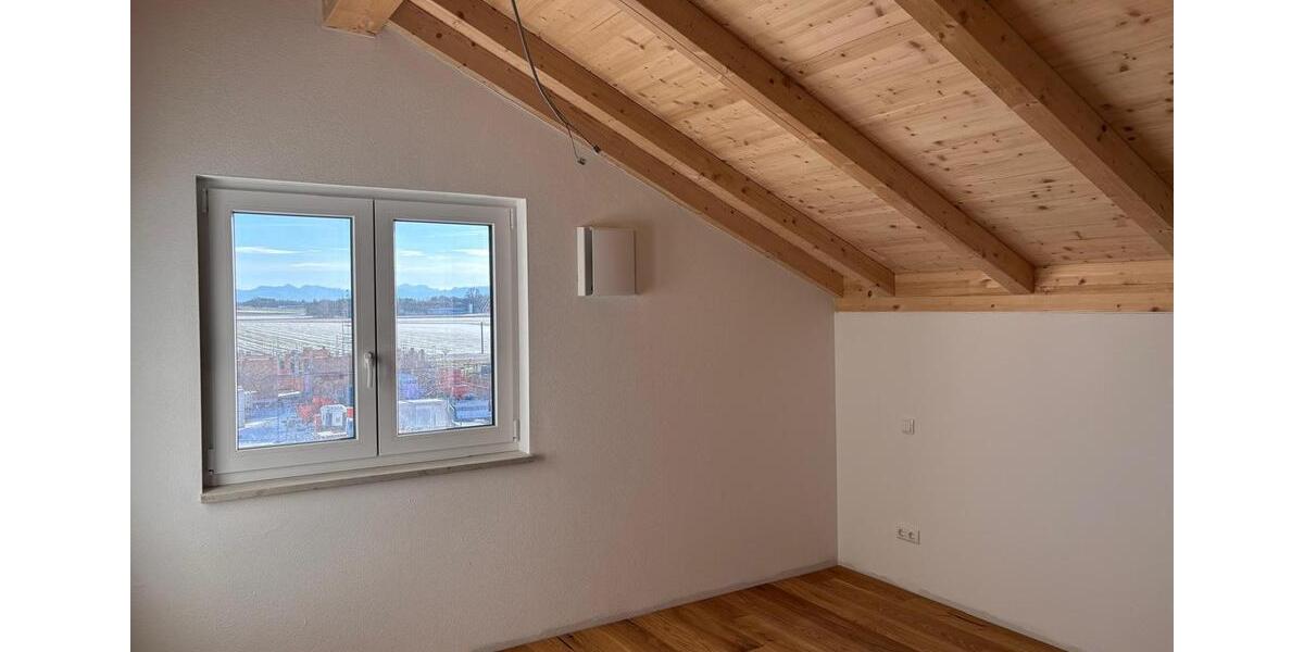 Dachgeschoßwohnung Feichten an der Alz - 4 Zimmer, 106 m&sup2;, 1.387&euro; | Angebot:24215253