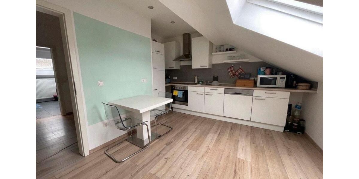 Dachgeschoßwohnung Mamming - 3 Zimmer, 115 m&sup2;, 960&euro; | Angebot:26232112