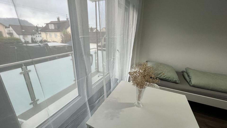 Wohnen auf Zeit Korb - 3 Zimmer, 60 m&sup2;, 150&euro; | Angebot:25540333