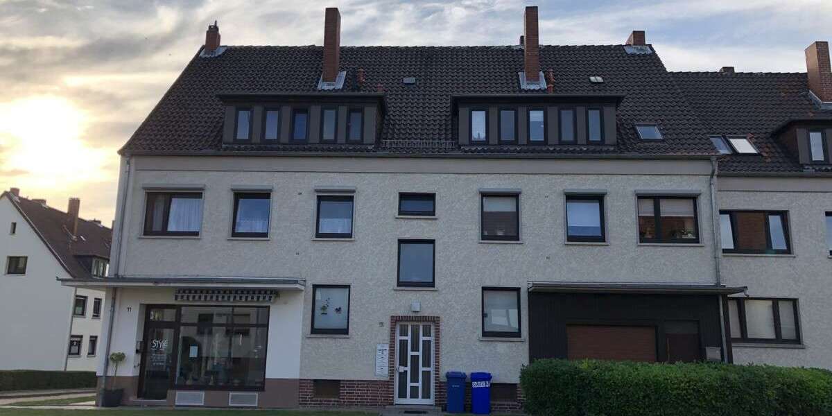 Etagenwohnung Helmstedt - 3 Zimmer, 70 m&sup2;, 599&euro; | Angebot:27003993