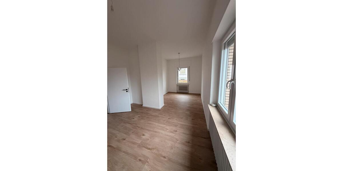 Erdgeschoßwohnung Bad Salzuflen Biemsen-Ahmsen - 3 Zimmer, 84 m&sup2;, 898&euro; | Angebot:25081462