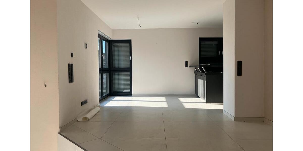 Einfamilienhaus Gelnhausen - 6 Zimmer, 180 m&sup2;, 2.700&euro; | Angebot:26652053