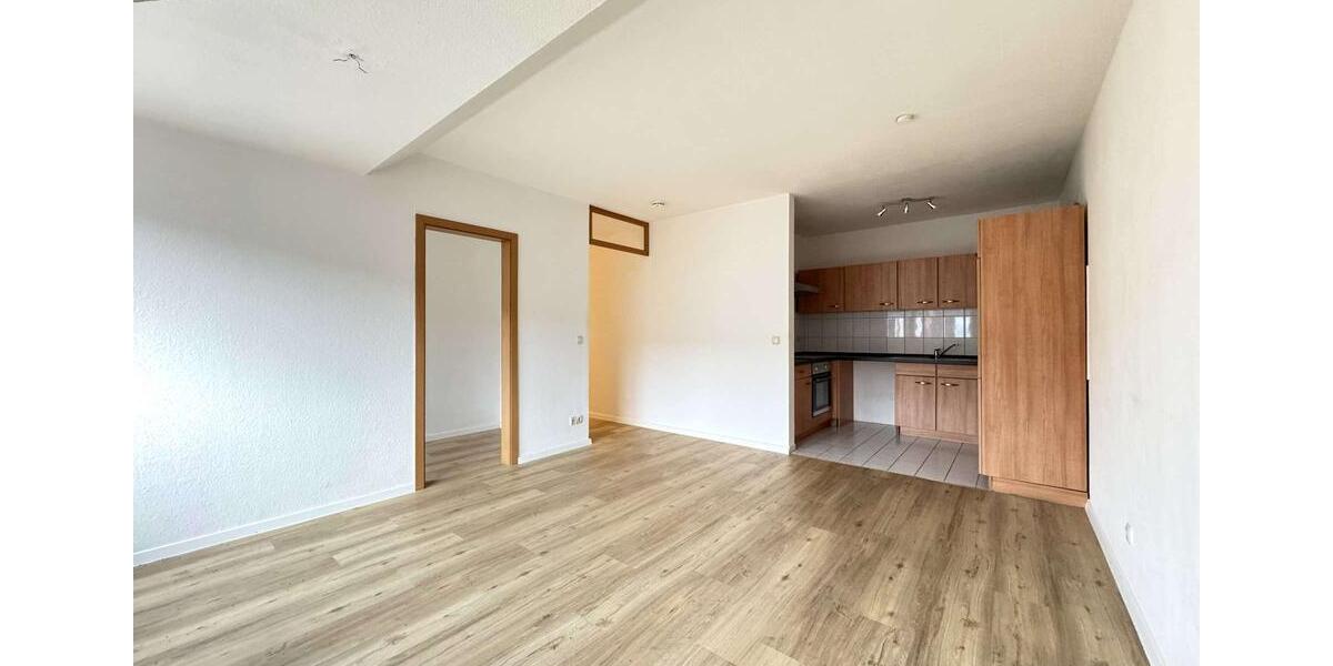 Charmante DG-Wohnung mit Einbauküche 2 zimmer