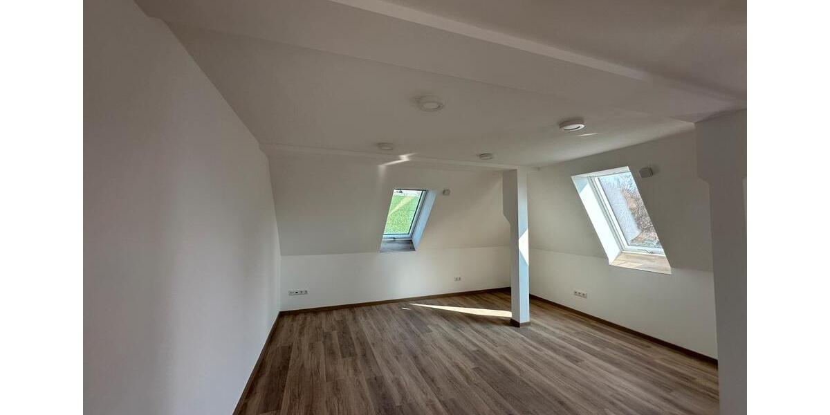 Maisonettenwohnung Reichenbach im Vogtland Obermylau - 5 Zimmer, 125 m&sup2;, 1.500&euro; | Angebot:26573232