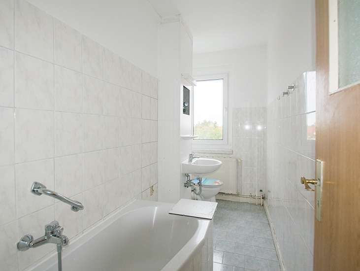 Etagenwohnung Prenzlau - 3 Zimmer, 61 m&sup2;, 420&euro; | Angebot:26858222