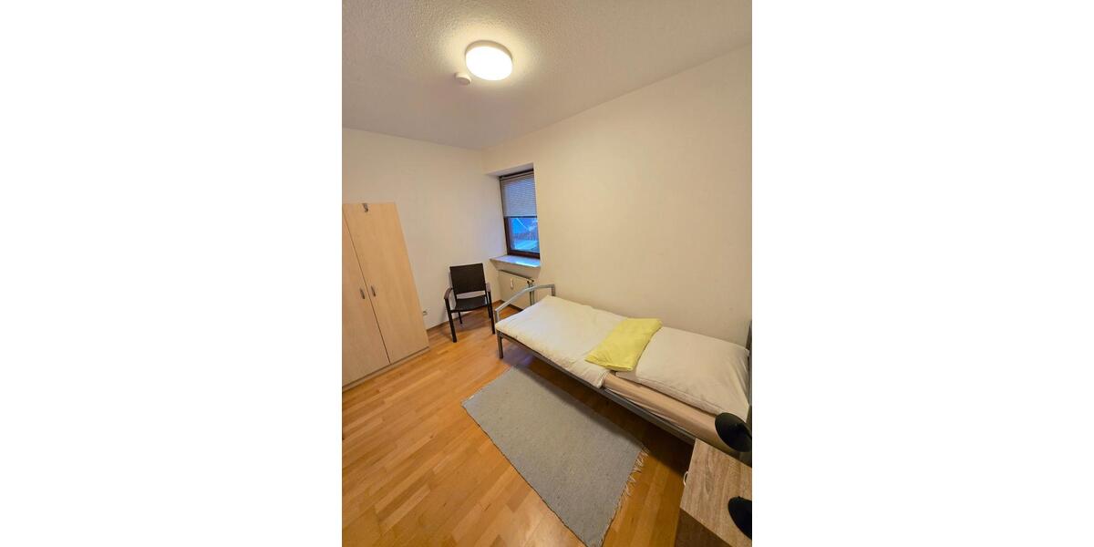 Wohnen auf Zeit Aukrug - 4 Zimmer, 96 m&sup2;, 20&euro; | Angebot:24429242