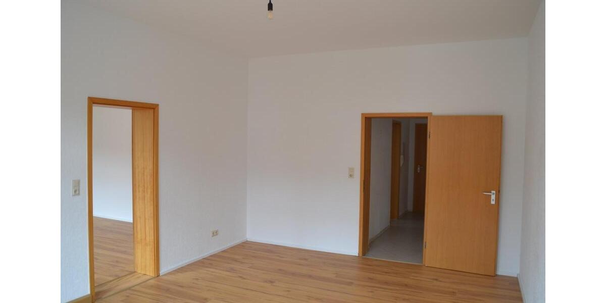 Etagenwohnung Delligsen - 3 Zimmer, 80 m&sup2;, 390&euro; | Angebot:24451083
