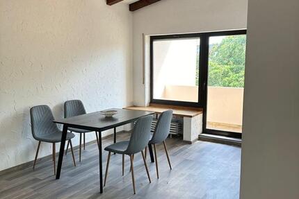 Wunderschöne WG Zimmer für Frauen zu vermieten 4 zimmer