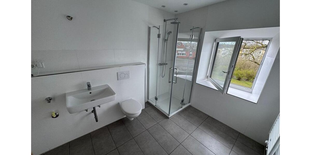 Etagenwohnung Uffenheim - 3 Zimmer, 78 m&sup2;, 736&euro; | Angebot:26586930