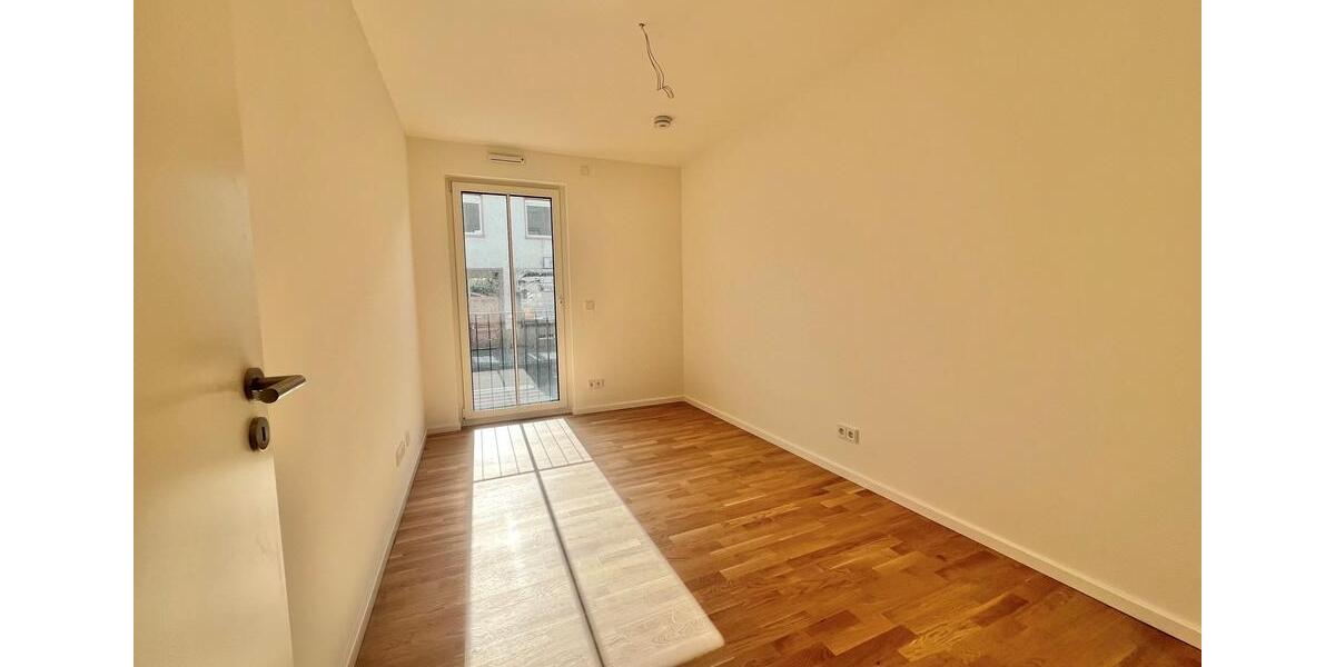 Erdgeschoßwohnung Mühlheim am Main - 4 Zimmer, 113 m&sup2;, 1.650&euro; | Angebot:26004726