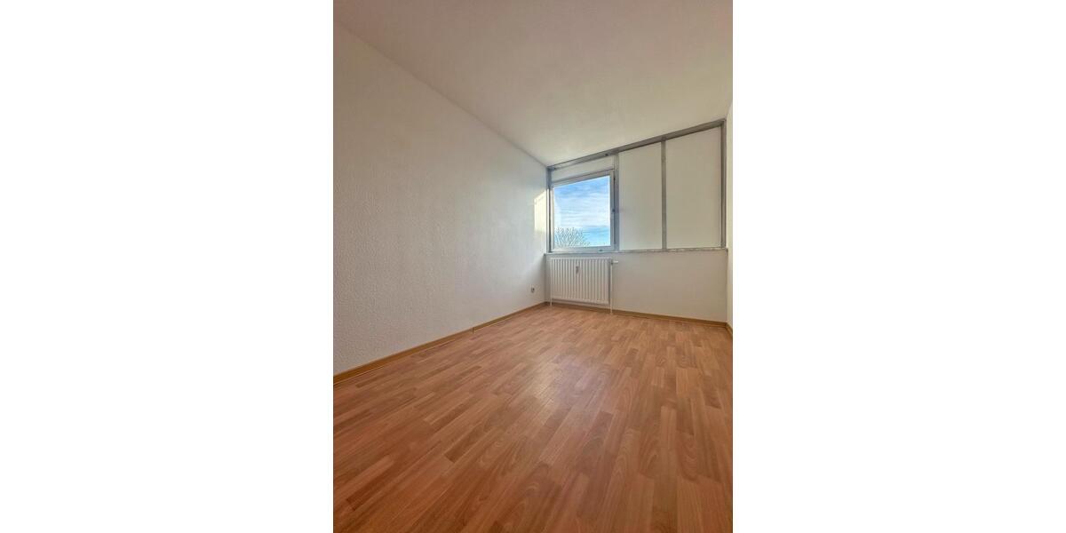 Helle 3-Zimmer-Wohnung mit Balkon - frisch renoviert - KDB 3 zimmer