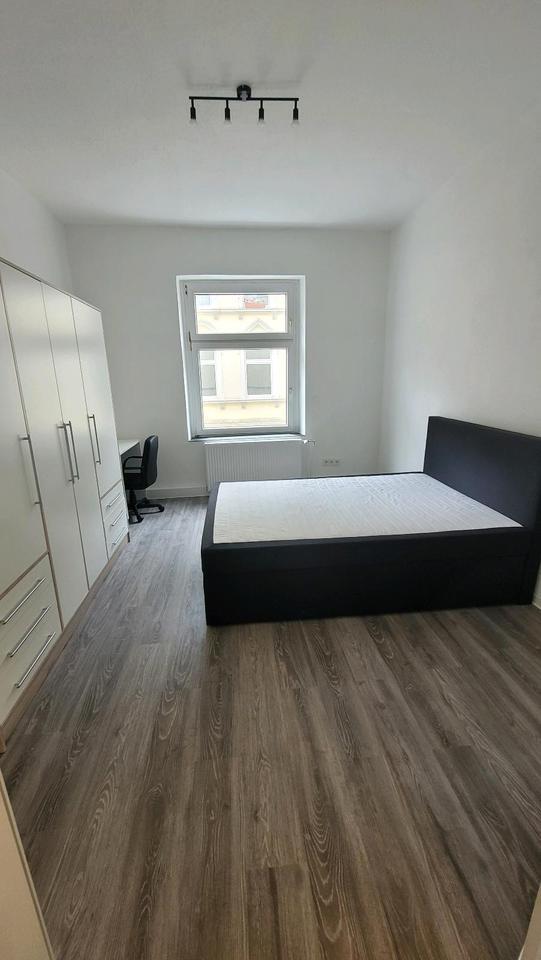 Schönes Komplett Möbiliertes WG-Zimmer