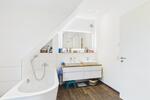 Einfamilienhaus Zeven - 8 Zimmer, 180 m&sup2;, 1.700&euro; | Angebot:26551997