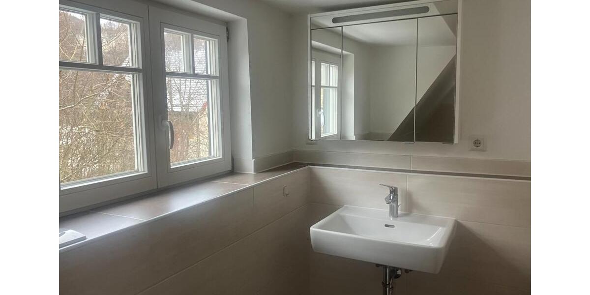 Einfamilienhaus Beuron - 8 Zimmer, 160 m&sup2;, 1.500&euro; | Angebot:24378710