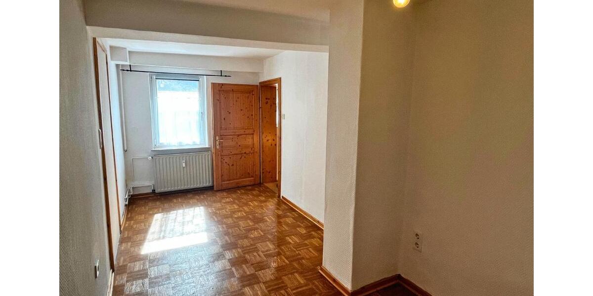 Einfamilienhaus Waldkappel - 4 Zimmer, 157 m&sup2;, 1.340&euro; | Angebot:26220799